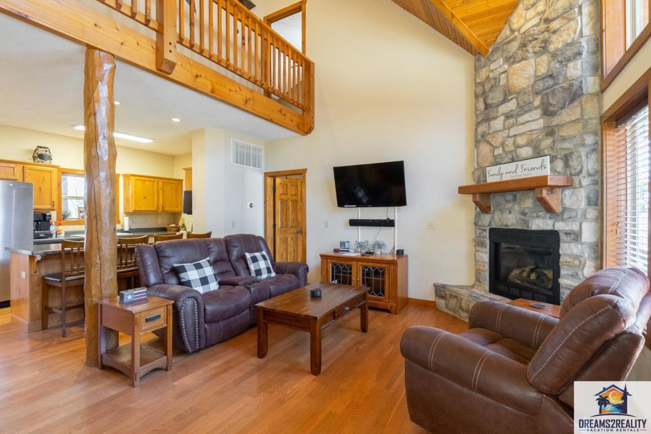 Forest Heights Lodge - 6Br - Pool Table - Near Silver Dollar City - Free Tickets Included Branson Luaran gambar