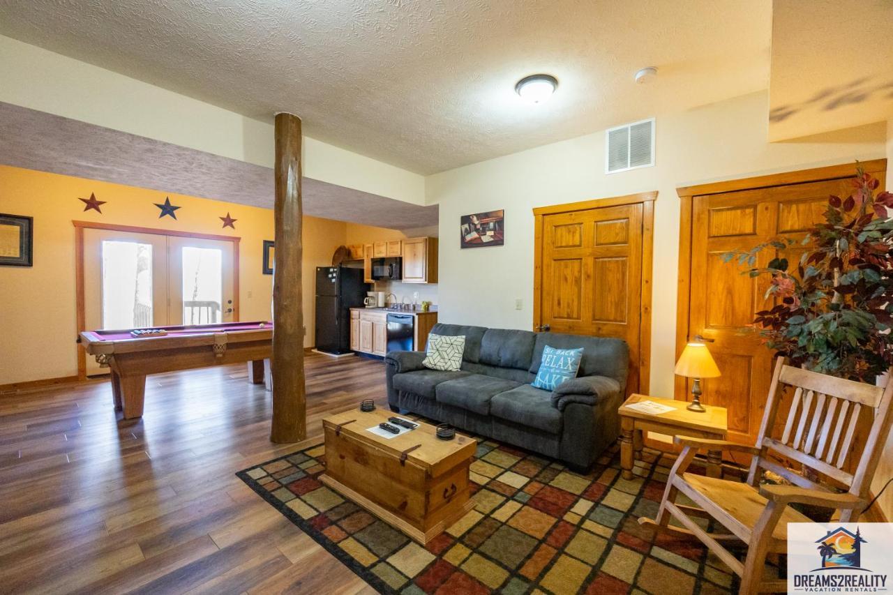 Forest Heights Lodge - 6Br - Pool Table - Near Silver Dollar City - Free Tickets Included Branson Luaran gambar