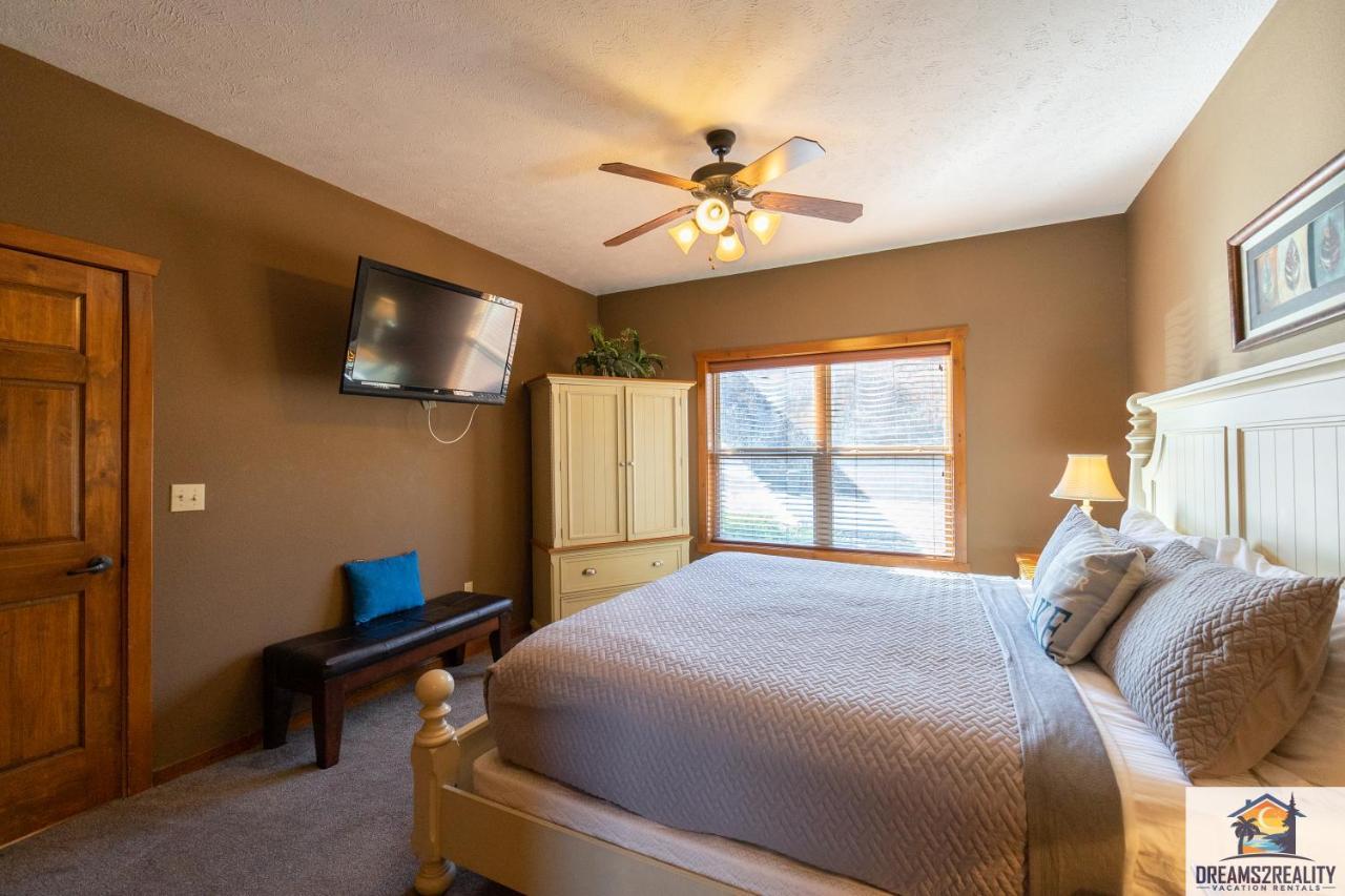 Forest Heights Lodge - 6Br - Pool Table - Near Silver Dollar City - Free Tickets Included Branson Luaran gambar