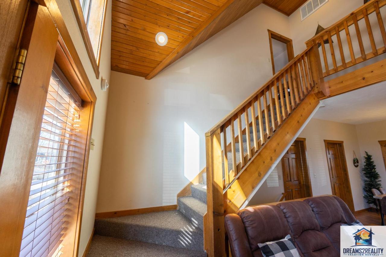 Forest Heights Lodge - 6Br - Pool Table - Near Silver Dollar City - Free Tickets Included Branson Luaran gambar