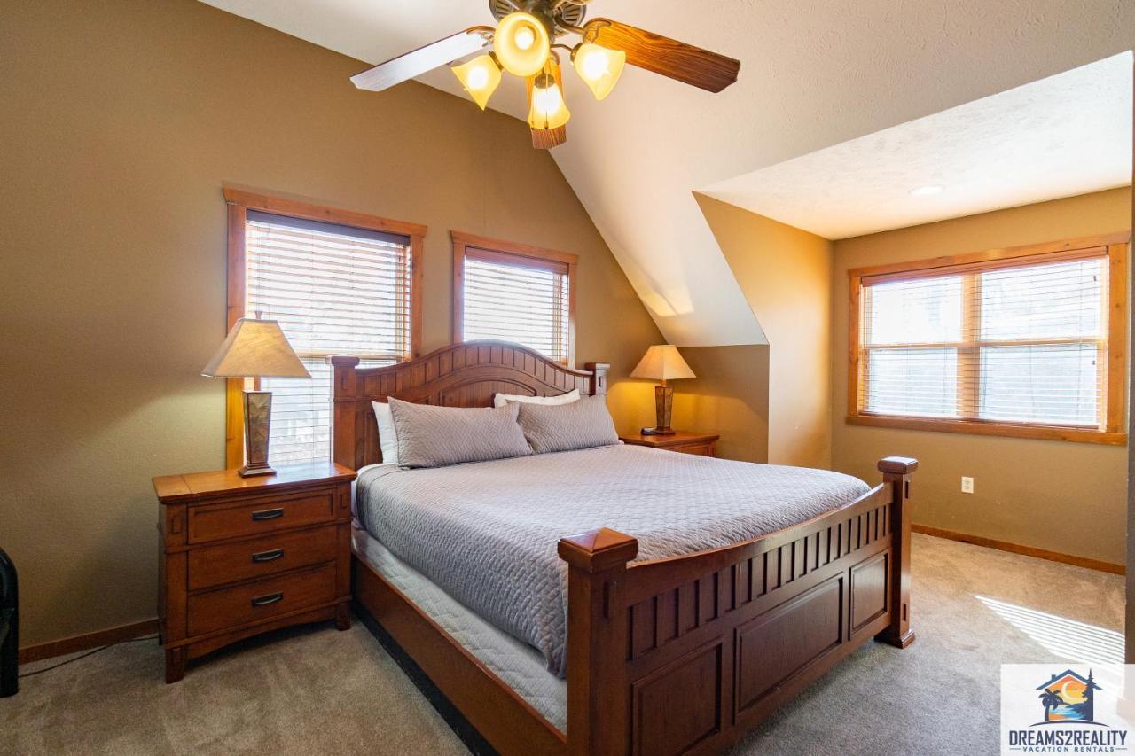 Forest Heights Lodge - 6Br - Pool Table - Near Silver Dollar City - Free Tickets Included Branson Luaran gambar