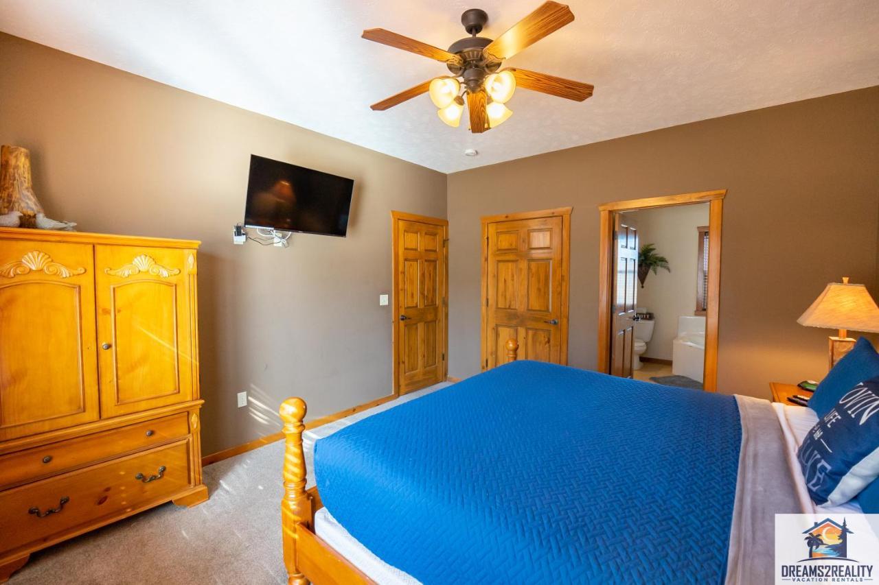Forest Heights Lodge - 6Br - Pool Table - Near Silver Dollar City - Free Tickets Included Branson Luaran gambar