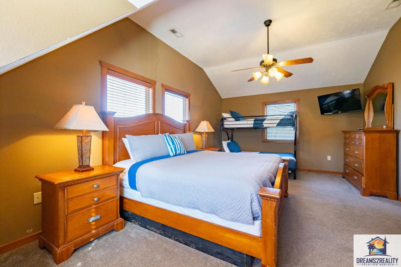 Forest Heights Lodge - 6Br - Pool Table - Near Silver Dollar City - Free Tickets Included Branson Luaran gambar