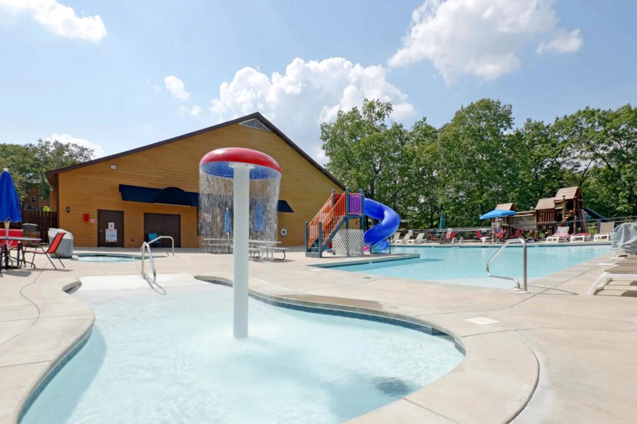 Forest Heights Lodge - 6Br - Pool Table - Near Silver Dollar City - Free Tickets Included Branson Luaran gambar